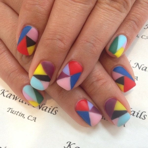 Fest-naglar-mångfärgade-färger-naglar