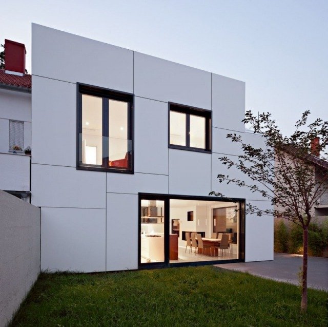 minimalistisk husarkitektur vit byggnad a-ett abstrakt exteriör