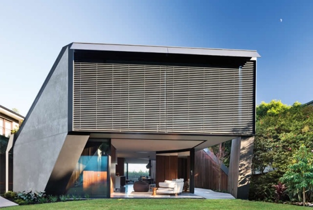 fasaddesign horisontella dekorativa element, platt takkonstruktion