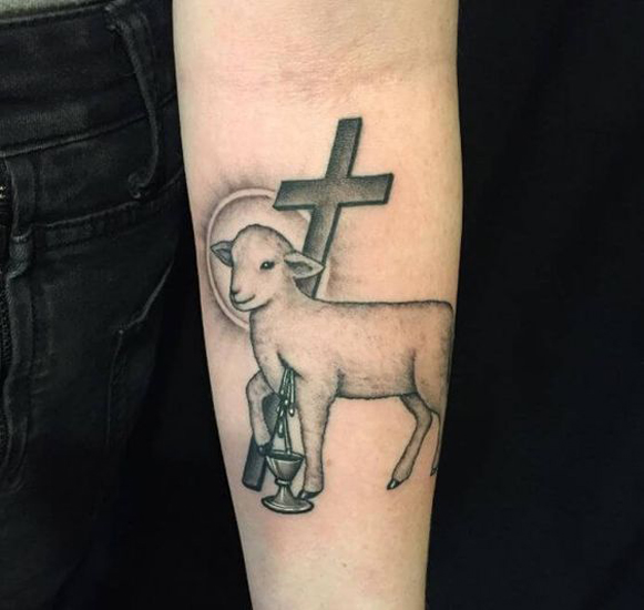 Parhaat kristilliset tatuointimallit merkityksillä 5