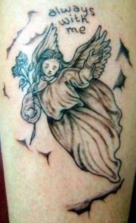 Kristillinen tatuointi enkeleistä