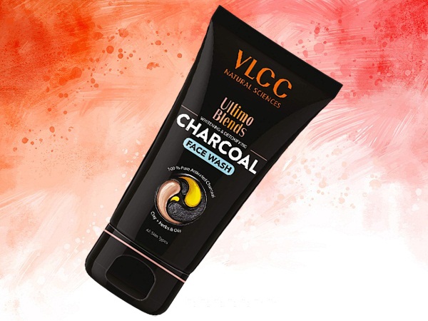 Vlcc Ultimo Blends Charcoal Face Wash