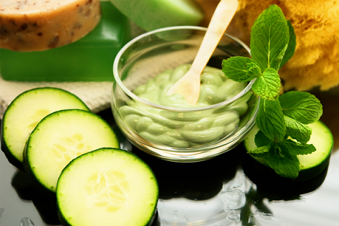 Neem And Cucumber Face Pack