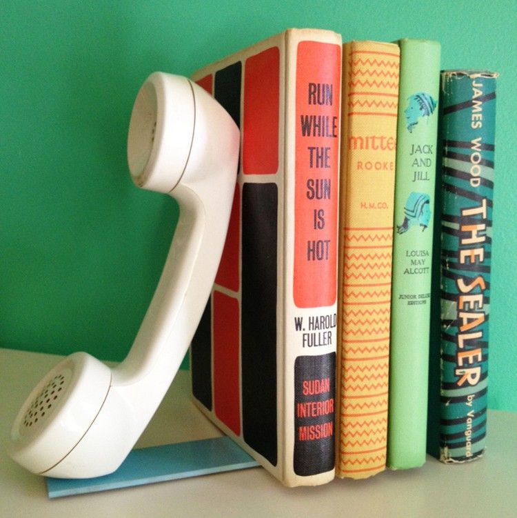 upcycling idéer för att göra det själv vintage bokstödstelefon
