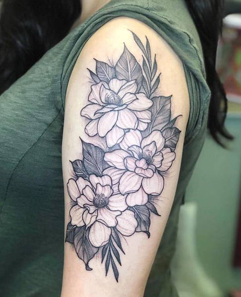 Joukko Gardenian kukka -tatuointisuunnittelua