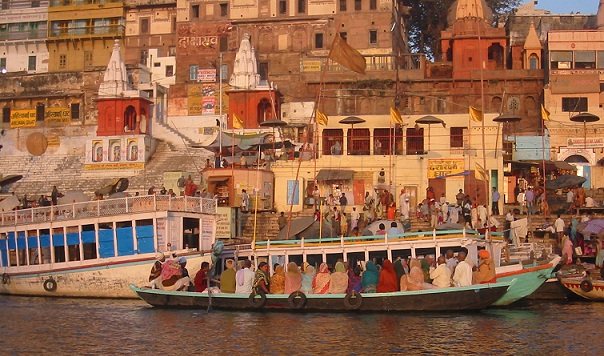 Varanasin matkailukohteet-Dasaswamedh Ghat