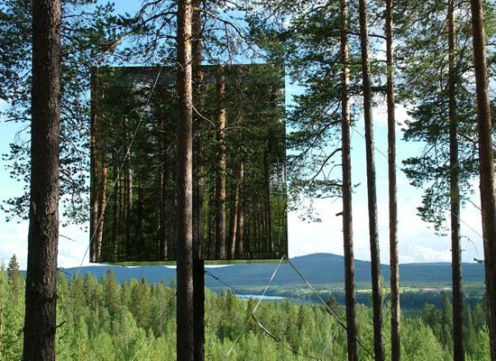 Spegel fasadträd hotell Sverige