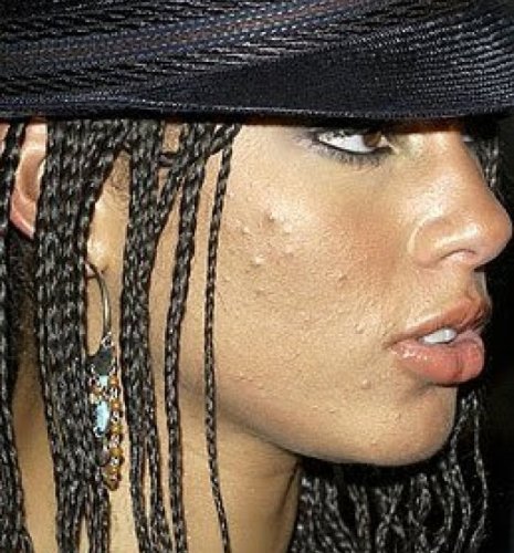 Alicia Keys ilman meikkiä 2