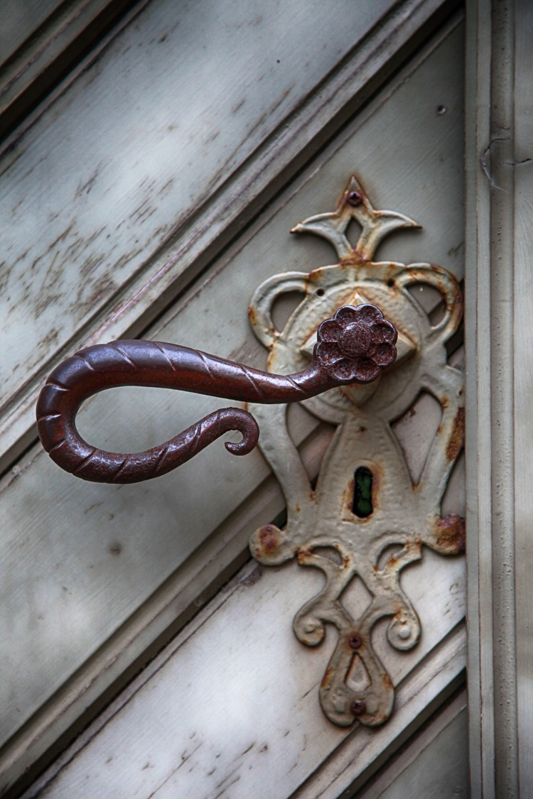 Antikt dörrhandtag metall dekorativt