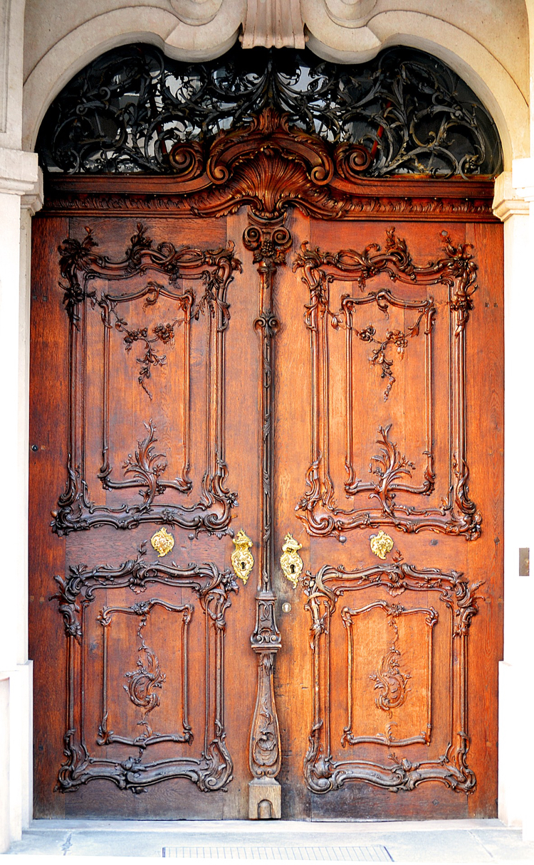 Kassettdörr massivt trä Art Nouveau dörrbeslag i mässing