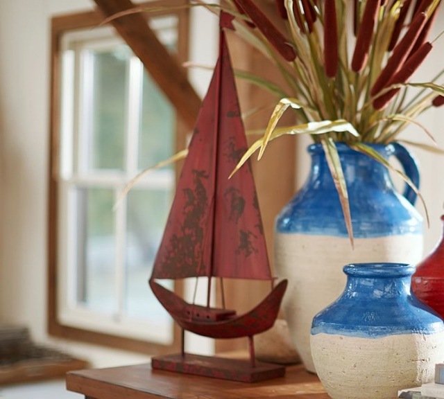 dekorativa hemtillbehör segelbåt rödfärgade järnvaser