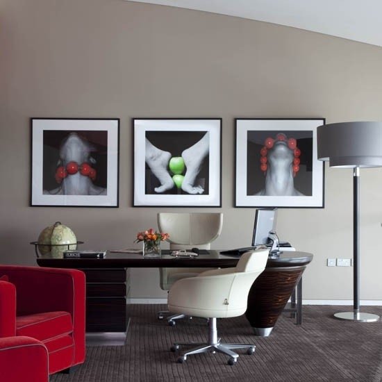 Levande idéer hemmakontor vita röda moderna klassiska möbler