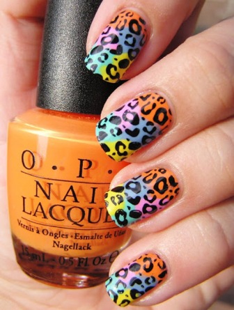 Πολύχρωμο Leopard Nails Art