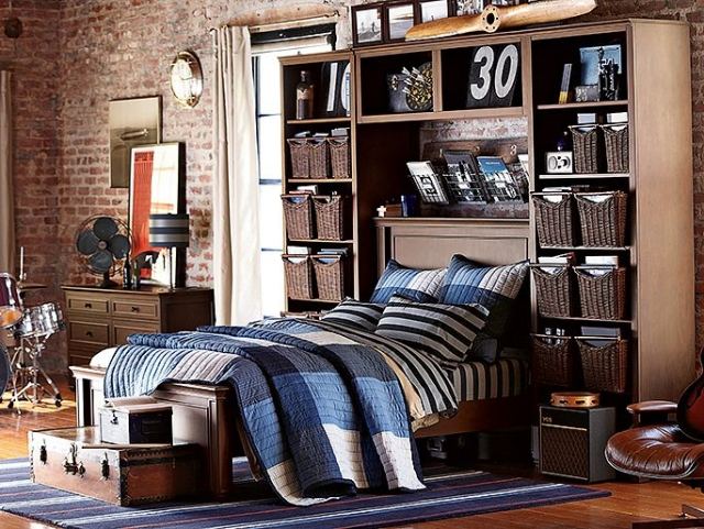säng-med-säng-låda-garderob-korg-korgar-tegel-vägg-design