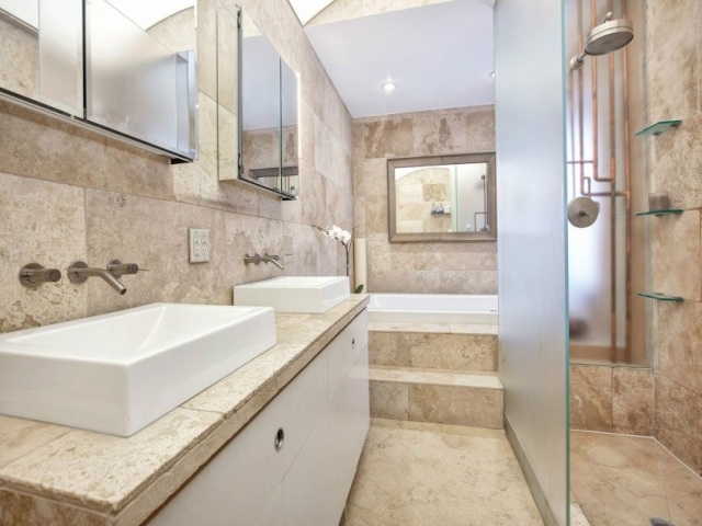 må-bra-badrum-gå-i-dusch-skåp-frostat glas-skiljevägg-vägg-kakel-sandsten