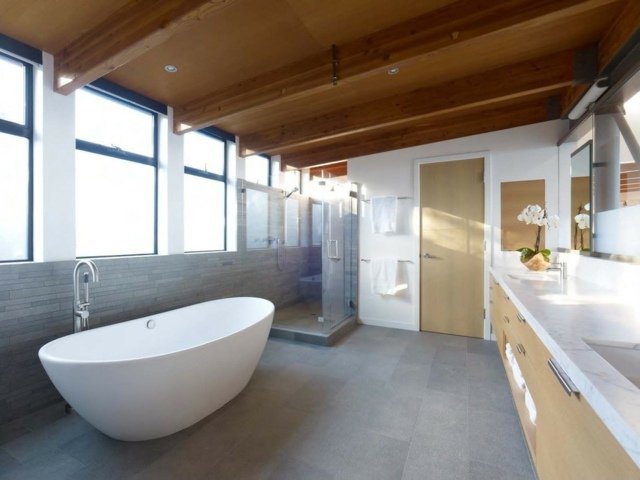 grå golvplattor badrumsmöbler duschkabinglas