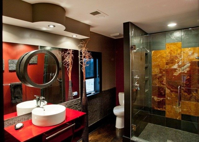 röd fåfänga glas vägg duschkabin natursten