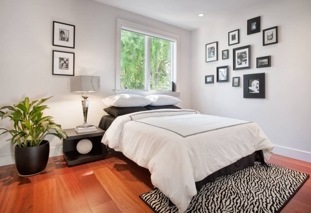 sovrum-möbler-svart-vit-foto vägg-trägolv