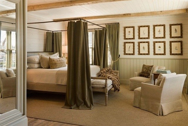 lantlig stil-sovrum-säng ram-gardiner-sisal matta
