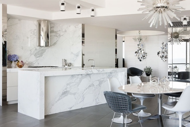 Levande idéer för det vita köket lyxigt vitt marmorstål