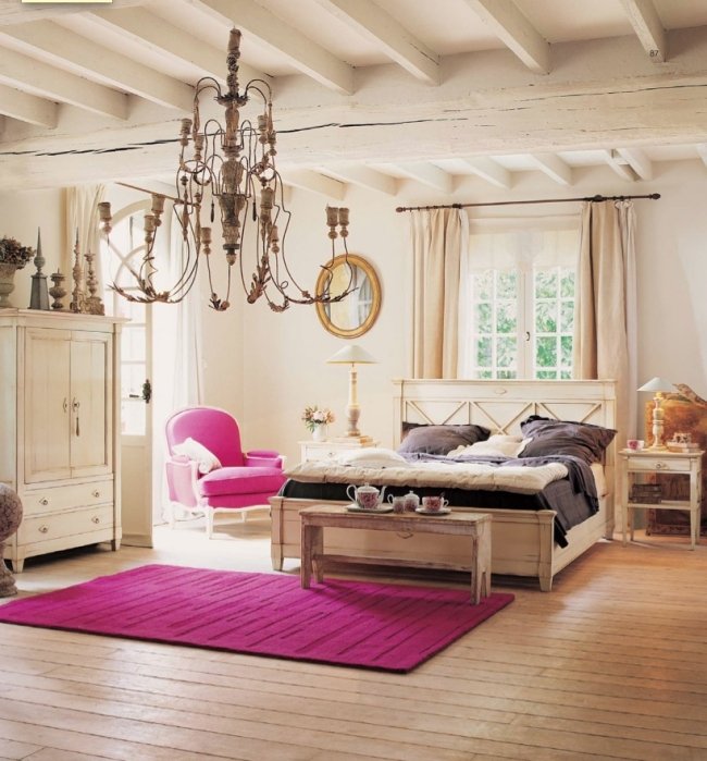 levande idéer för sovrumsdesign vintage rosa accenter trämöbler