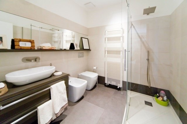 badrum-design-dusch-glasvägg-regndusch-handdusch