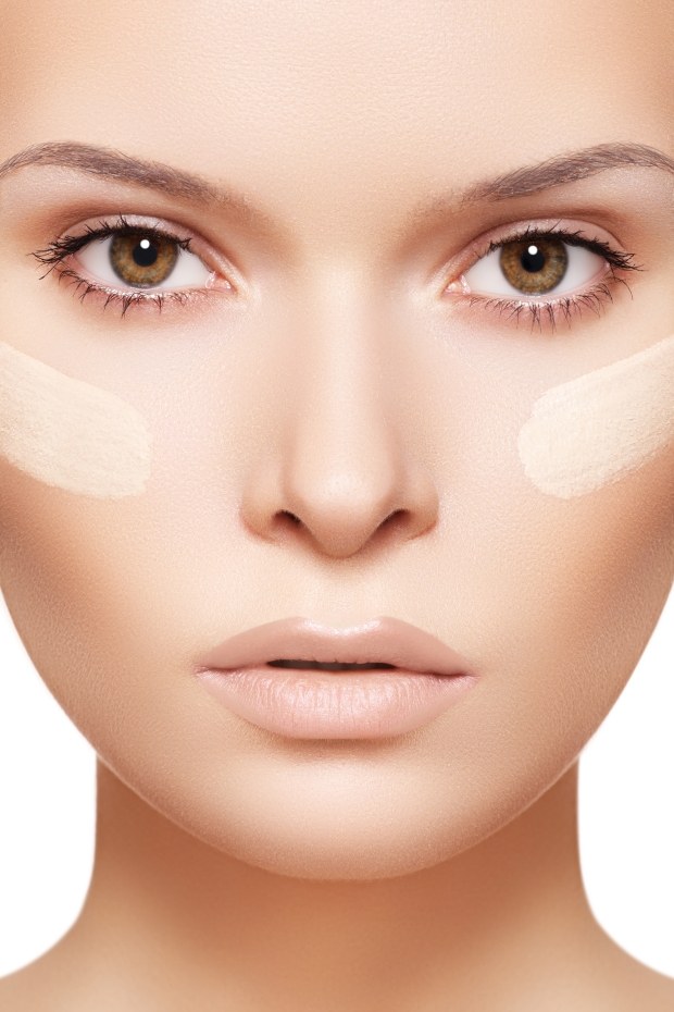 Professionella tips foundation-make-up make-up på vintern