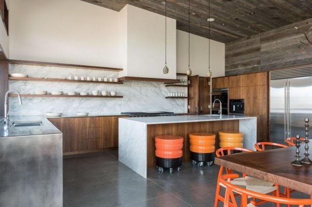 Design kök högt i tak Matplats Köksfat i plåtoptik