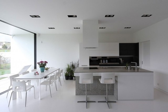 Design massivt enda kök modulärt kök matbord barstolar metallram