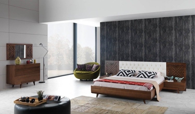 snygg säng-sänggavel-trä-element-relax-soffa-grönt-sovrum-möbler