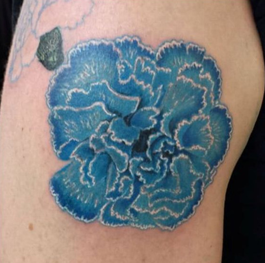 Μπλε γαρύφαλλο λουλούδι τατουάζ