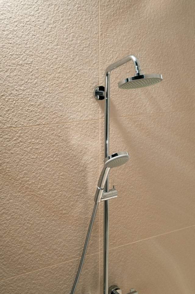 Kalksten mirage badrum kakel vägg beige vägg dusch