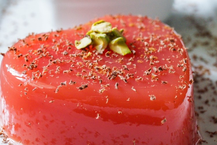 Vattenmelonrecept -gelé-italiensk-matlagning-dessert-kall-sommar-uppfriskande-utsökt