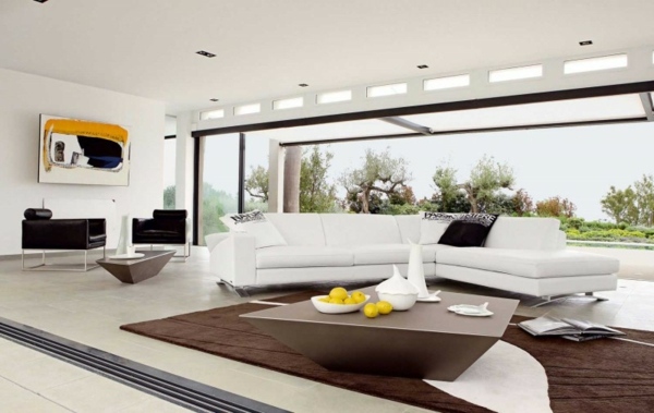 vit-soffa-färgad-vägg-dekoration-vardagsrum