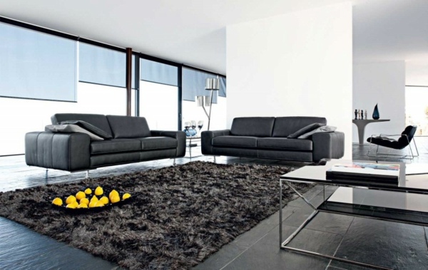 Persisk matta svart skinnsoffa lyxigt vardagsrum