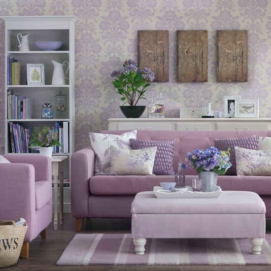 Levande idéer vardagsrum-lila violett-retro möbler