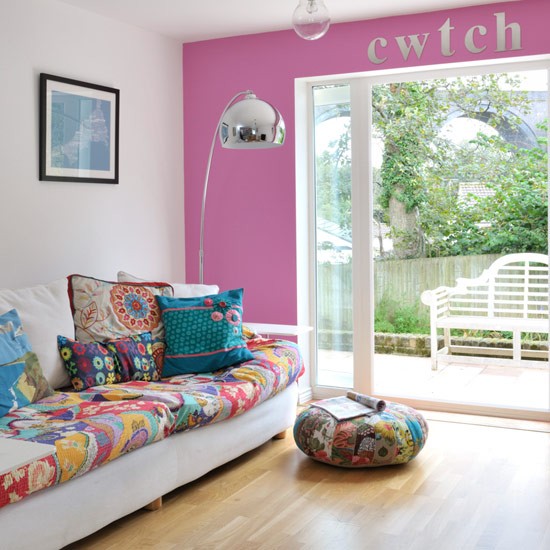Vardagsrumsidéer vardagsrum-lila rosa-modern design