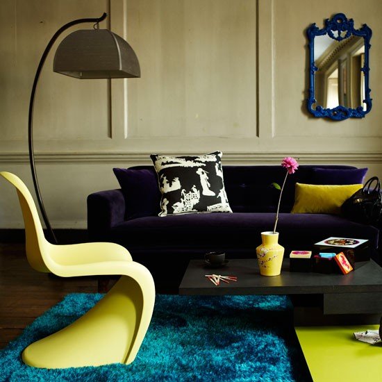 Levande idéer-vardagsrum-gul blå-retro modern-mix möbler