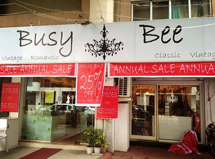 Varattu Bee Ladies Fashion Boutique Punessa