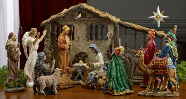 religiösa julmotiv födelsekurv figurer jesus födelse dekoration tradition