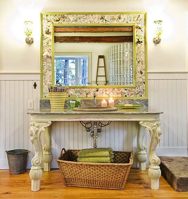 badrum brittisk stil klassiska designidéer sjunker fåfänga kran golvplattor trä ser ljusa spegel deco
