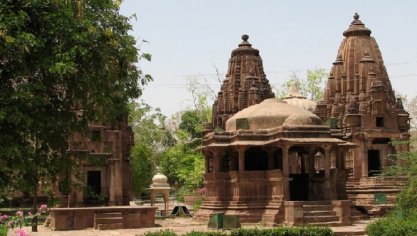 Ιστορικά μέρη του ναού Kunj Bihari στο jodhpur