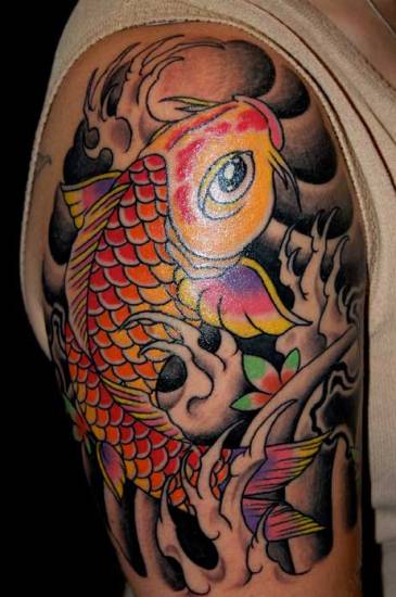 Värikäs Koi Fish Tattoo Design