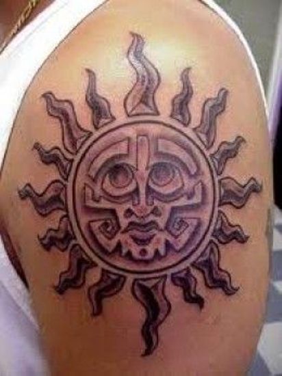 Aztec Tattoo Of Sun miehille