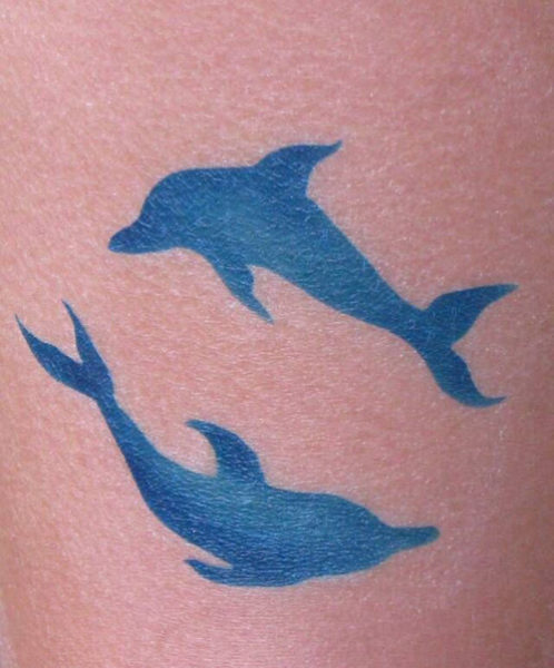Yksinkertaisia ​​sinisiä delfiinejä