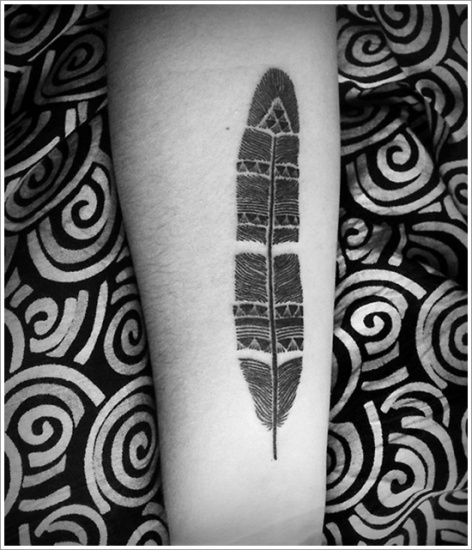 Σχέδια τατουάζ Feathers Forearm Tattoo