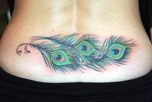 Τατουάζ Peacock Feather για κορίτσια Lower Back