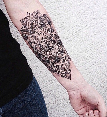 Σχεδιαστής αντιβραχίου Mandala Tattoo