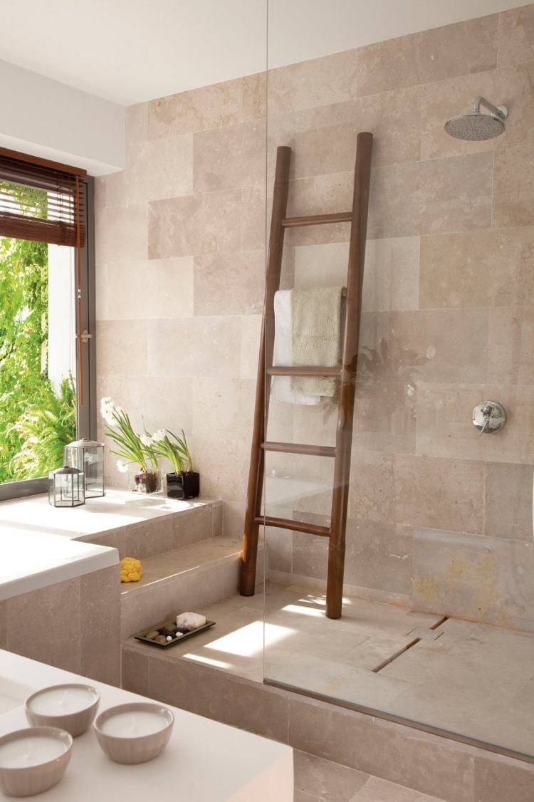 modernt-badrum-design-golv-nivå-dusch-glas-partition-kakel-sten-look