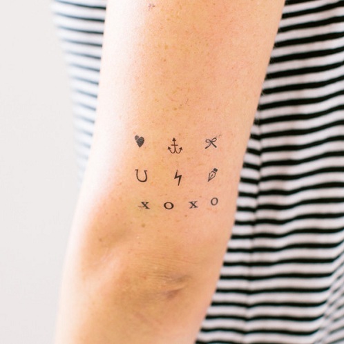 Διασκορπισμένο μινιμαλιστικό σχέδιο τατουάζ - μινιμαλιστικό τατουάζ